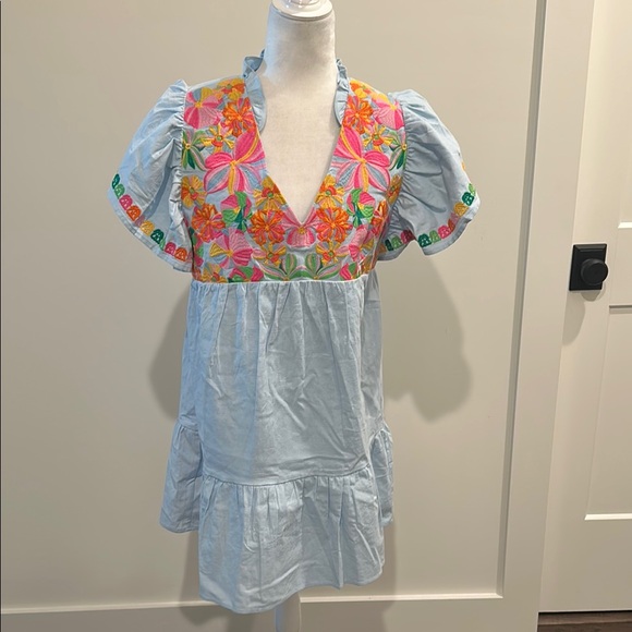 THML Dresses & Skirts - NWT THML Blue Embroidered Floral Dress Sz M